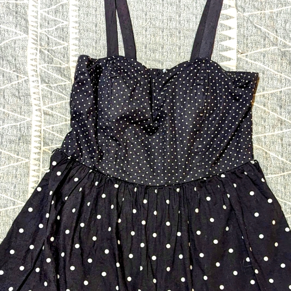 Baileyblue brand, size Med black with white polkadot mini dress